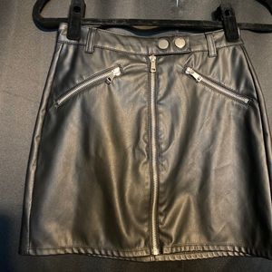 Faux leather mini skirt